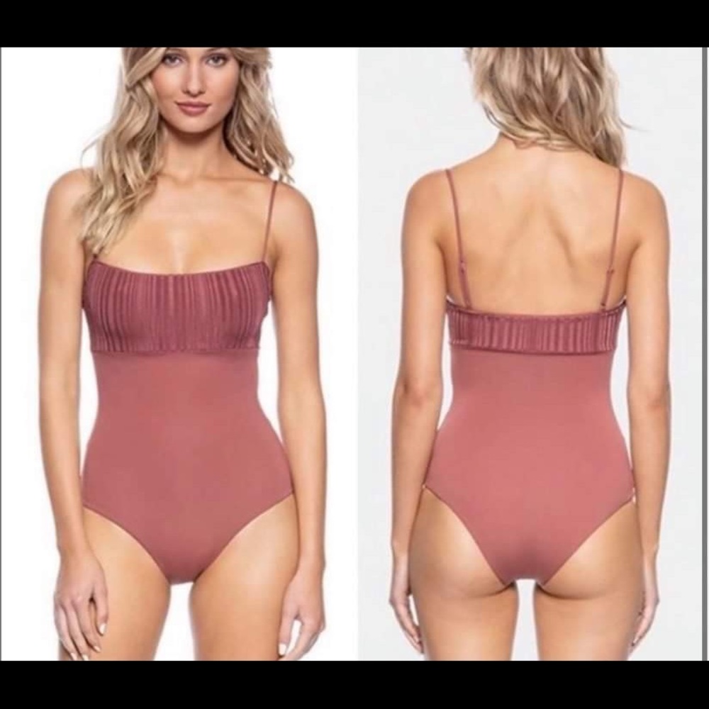 Tavik swimwear